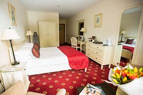 Whitewater Spa & Leisure Club