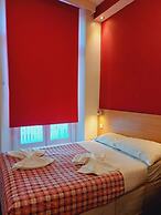 Carlton Hotel