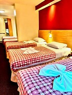 Carlton Hotel