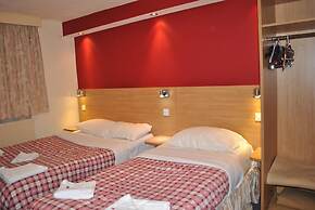 Carlton Hotel
