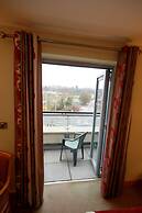 Belmore Court & Motel