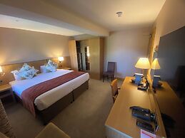 Belmore Court & Motel