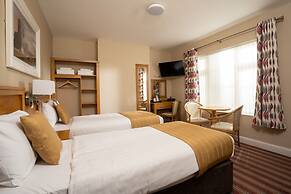 Belmore Court & Motel