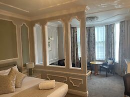 The Caledonian Hotel