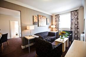 The Caledonian Hotel