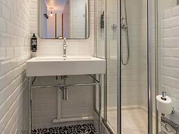 ibis Styles Paris Eiffel Cambronne