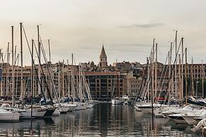 Escale Oceania Marseille Vieux Port