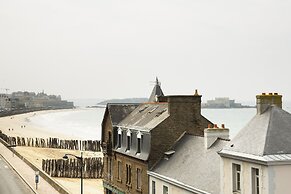 Escale Oceania Saint-Malo