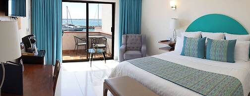 The Westmarine Waterfront Hotel