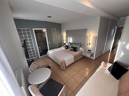 Theoxenia Caldera Hotel