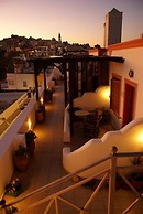 Theoxenia Caldera Hotel