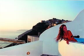 Theoxenia Caldera Hotel