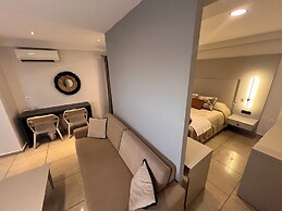 Theoxenia Caldera Hotel