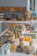 Aressana Spa Hotel and Suites