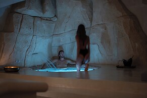 Aressana Spa Hotel and Suites