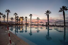 Dioscuri Bay Palace Hotel