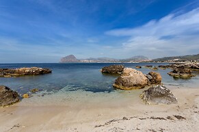 Phi Hotel La Tonnara di Bonagia