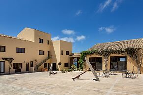 Phi Hotel La Tonnara di Bonagia
