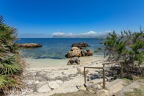 Phi Hotel La Tonnara di Bonagia