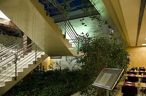 VIP Executive Entrecampos Hotel & Conference