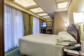 River Palace Hotel