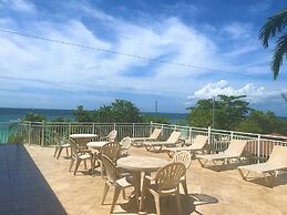 CocoLaPalm Seaside Resort