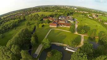 voco Oxford Thames by IHG