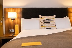 voco Oxford Thames by IHG