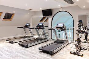 voco Oxford Thames by IHG