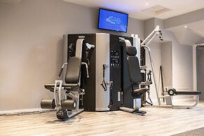 voco Oxford Thames by IHG