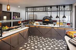 Four Points by Sheraton Edinburgh