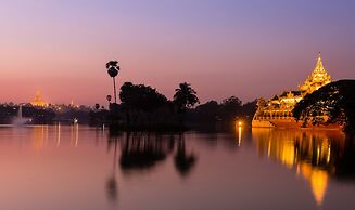 Chatrium Hotel Royal Lake Yangon