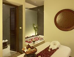 Chatrium Hotel Royal Lake Yangon