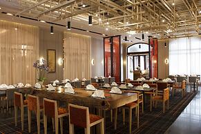 Chatrium Hotel Royal Lake Yangon