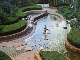 Shangri-La Dalian
