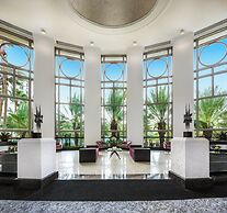 Loews Miami Beach Hotel – South Beach
