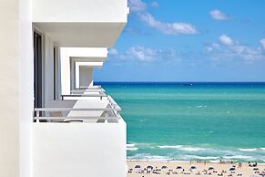 Loews Miami Beach Hotel – South Beach