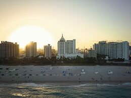 Loews Miami Beach Hotel – South Beach