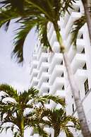 Loews Miami Beach Hotel – South Beach