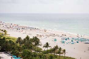 Loews Miami Beach Hotel – South Beach