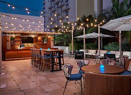 Loews Miami Beach Hotel – South Beach