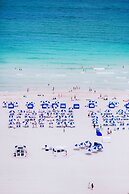 Loews Miami Beach Hotel – South Beach