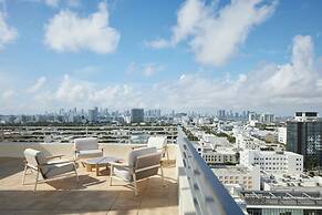 Loews Miami Beach Hotel – South Beach