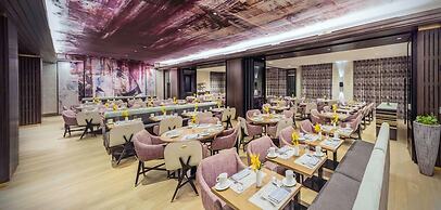 Loews Miami Beach Hotel – South Beach