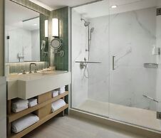 Loews Miami Beach Hotel – South Beach