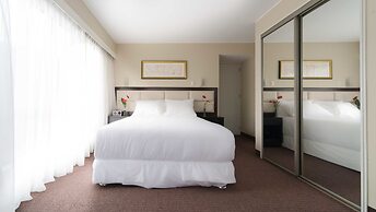 Roosevelt Hotel & Suites