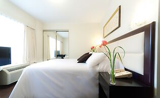 Roosevelt Hotel & Suites