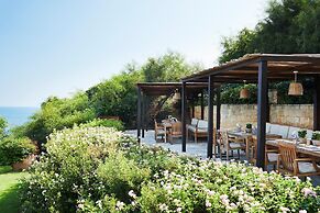 Anassa Hotel