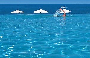Anassa Hotel