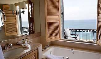 Anassa Hotel